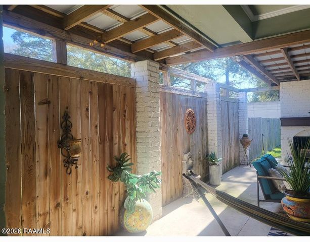 303 Summerland Key Lane, Lafayette, LA 70508