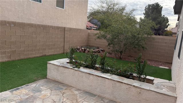 10110 Poppy Plant Street, Las Vegas, NV 89141