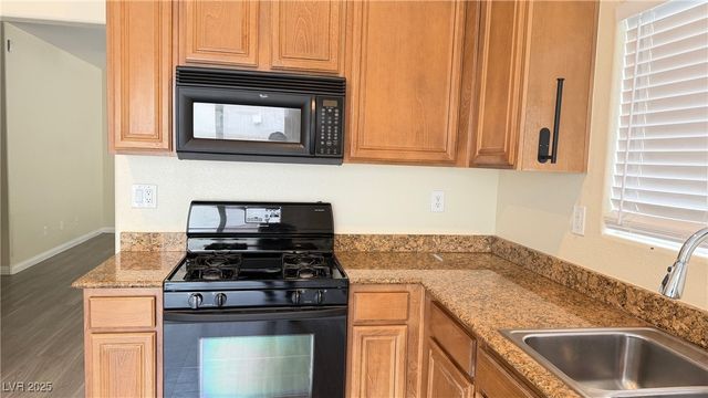 10110 Poppy Plant Street, Las Vegas, NV 89141