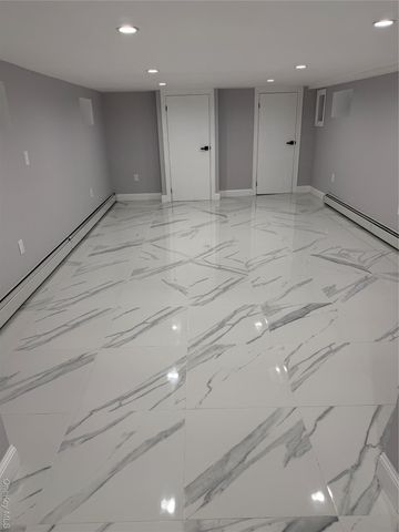 22404 95th Avenue, Queens Village, NY 11429