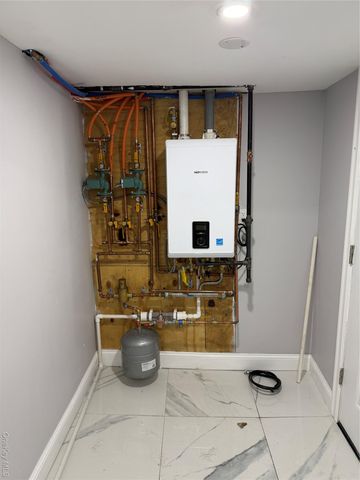 22404 95th Avenue, Queens Village, NY 11429