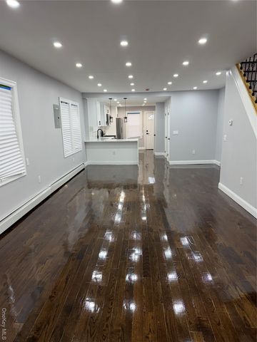 22404 95th Avenue, Queens Village, NY 11429