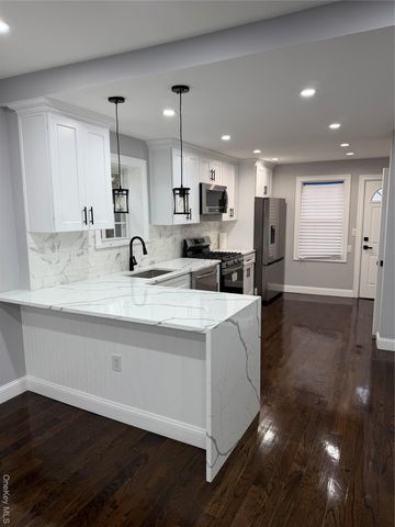 22404 95th Avenue, Queens Village, NY 11429