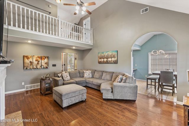 13233 Baskins Cove, Olive Branch, MS 38654