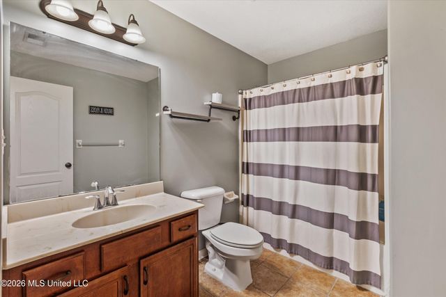13233 Baskins Cove, Olive Branch, MS 38654