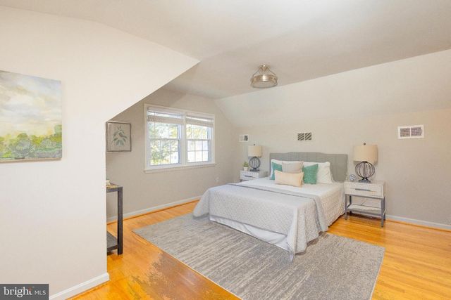 3601 FAIRCASTLE DR, Chevy Chase, MD 20815