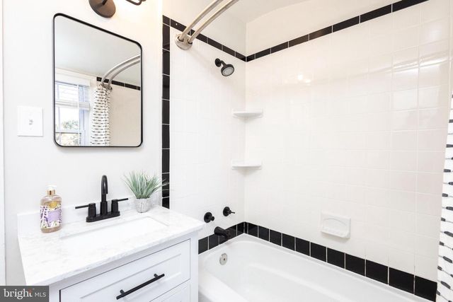 3601 FAIRCASTLE DR, Chevy Chase, MD 20815