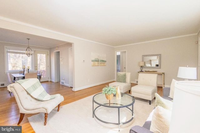 3601 FAIRCASTLE DR, Chevy Chase, MD 20815