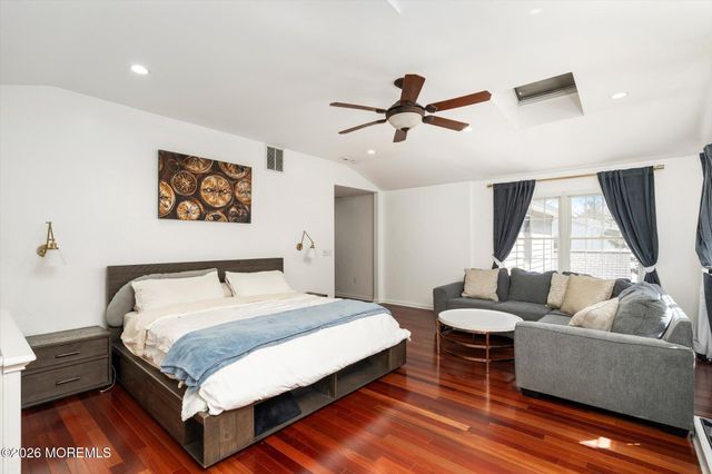 4 Twain Drive, Allentown, NJ 08501