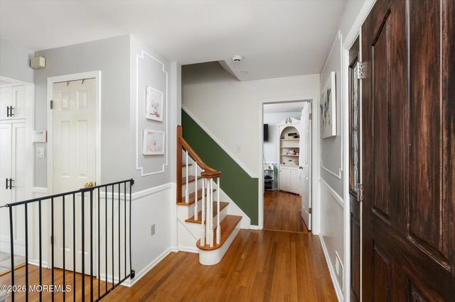 4 Twain Drive, Allentown, NJ 08501