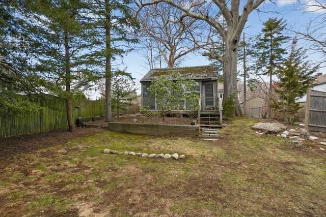 15 Norman St, Milton, MA 02186