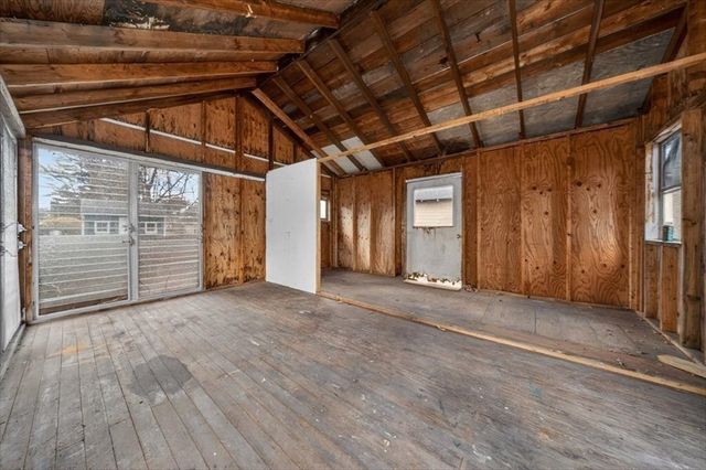 15 Norman St, Milton, MA 02186