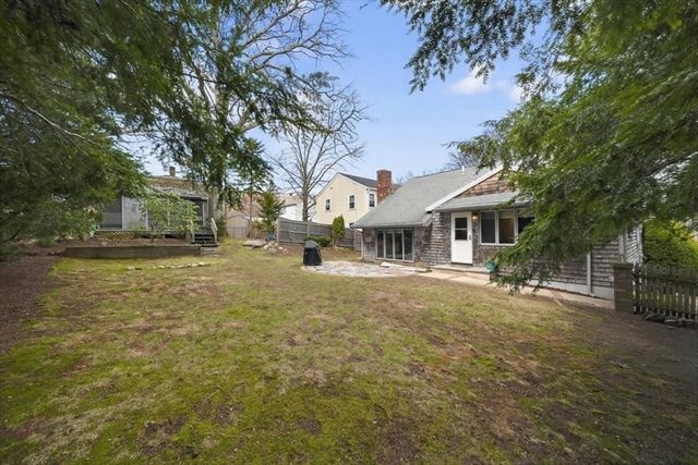 15 Norman St, Milton, MA 02186