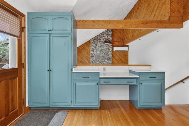 15 Norman St, Milton, MA 02186