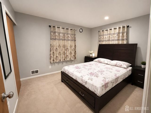 1805 Deerfield Drive, Edison, NJ 08820