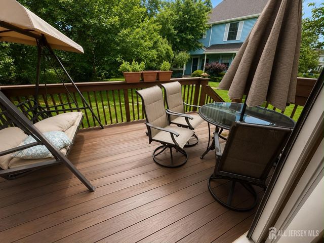 1805 Deerfield Drive, Edison, NJ 08820