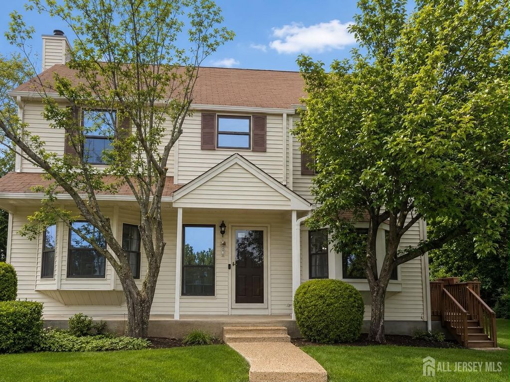 1805 Deerfield Drive, Edison, NJ 08820