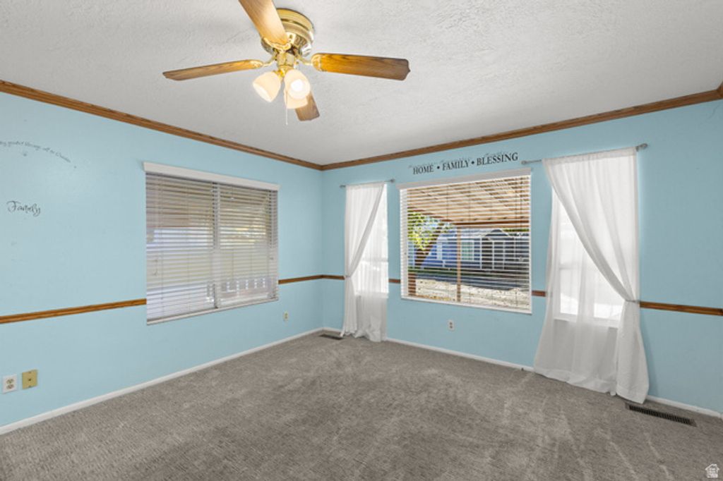 Image 4 of property listing at 180 N 1100 E #8, Washington, UT 84780