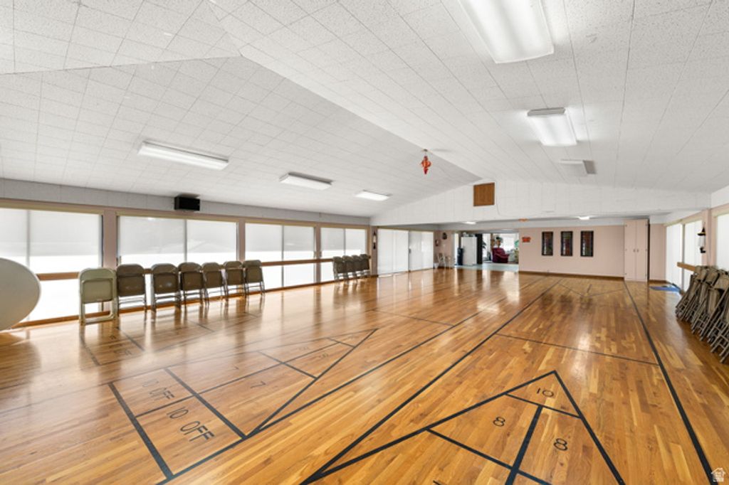 Image 35 of property listing at 180 N 1100 E #8, Washington, UT 84780