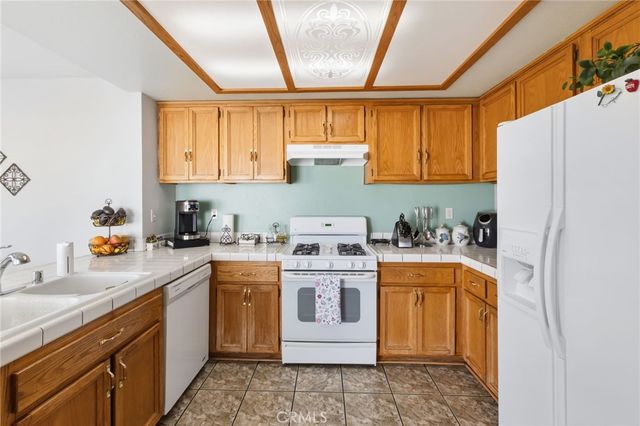 815 Georgiana Court, Perris, CA 92570