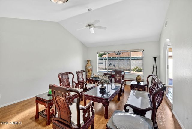 5834 W MESCAL Street, Glendale, AZ 85304