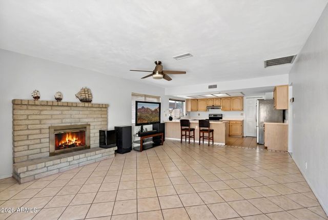 5834 W MESCAL Street, Glendale, AZ 85304