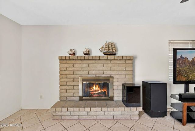 5834 W MESCAL Street, Glendale, AZ 85304