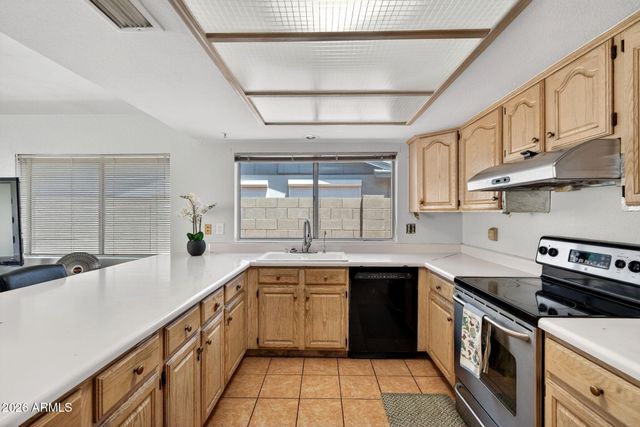 5834 W MESCAL Street, Glendale, AZ 85304