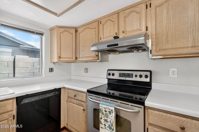 5834 W MESCAL Street, Glendale, AZ 85304