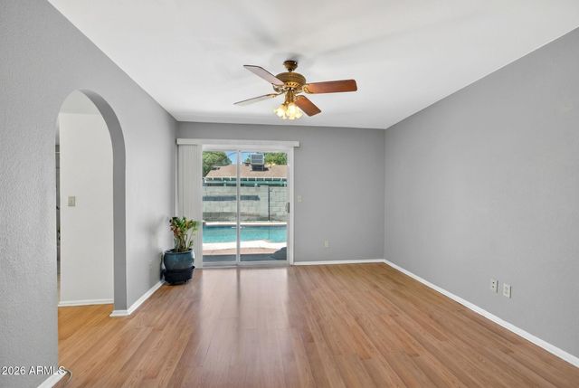 5834 W MESCAL Street, Glendale, AZ 85304