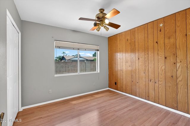 5834 W MESCAL Street, Glendale, AZ 85304