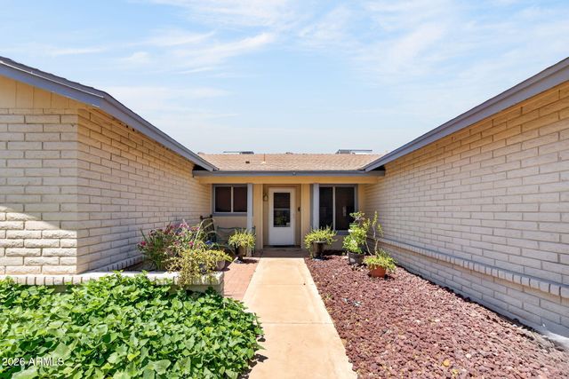 5834 W MESCAL Street, Glendale, AZ 85304
