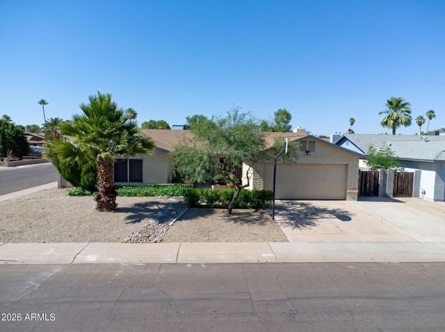 5834 W MESCAL Street, Glendale, AZ 85304