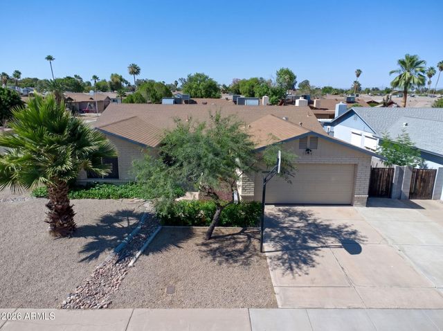 5834 W MESCAL Street, Glendale, AZ 85304
