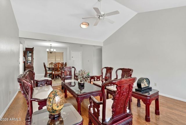 5834 W MESCAL Street, Glendale, AZ 85304