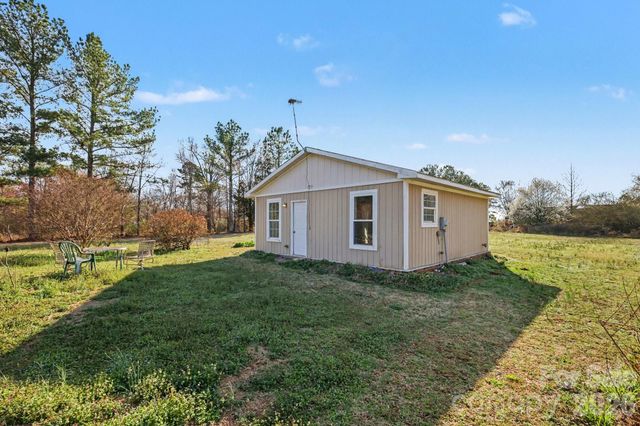 5647 Putuptoe Place, Norwood, NC 28128