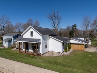 24340 Front Street, Mattawan Vllg, MI 49071