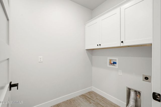 7557 Sussex Court, Las Cruces, NM 88007