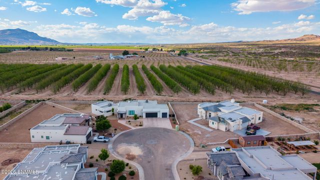 7557 Sussex Court, Las Cruces, NM 88007