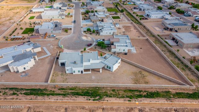 7557 Sussex Court, Las Cruces, NM 88007