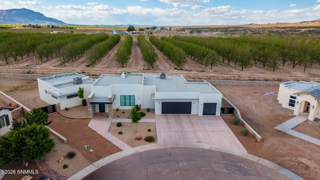 7557 Sussex Court, Las Cruces, NM 88007
