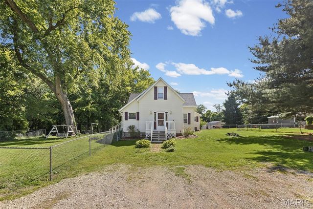 331 Liberty Road, Fairview Heights, IL 62208