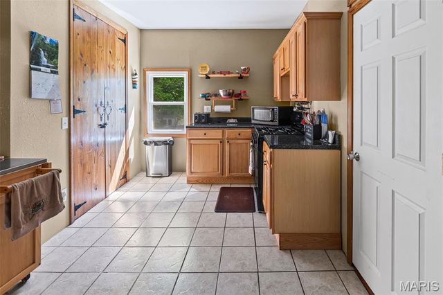 331 Liberty Road, Fairview Heights, IL 62208