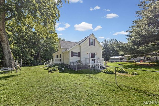 331 Liberty Road, Fairview Heights, IL 62208