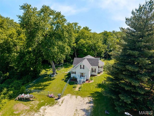 331 Liberty Road, Fairview Heights, IL 62208