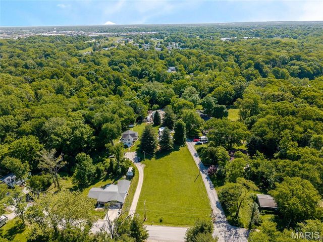 331 Liberty Road, Fairview Heights, IL 62208