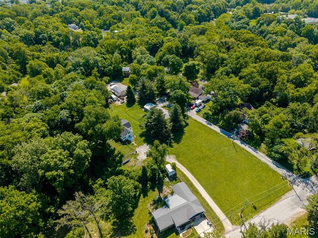 331 Liberty Road, Fairview Heights, IL 62208
