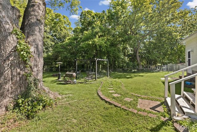 331 Liberty Road, Fairview Heights, IL 62208