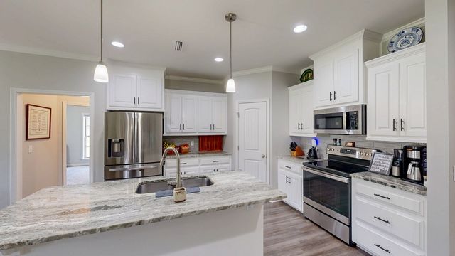 486 Magnolia Lane, Newton, AL 36352
