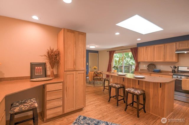 1112 Henry Street SE, Olympia, WA 98501